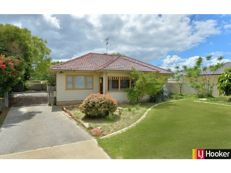 12 Lanyon Street, Mandurah WA 6210