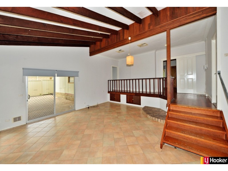 12 Lanyon Street, Mandurah WA 6210