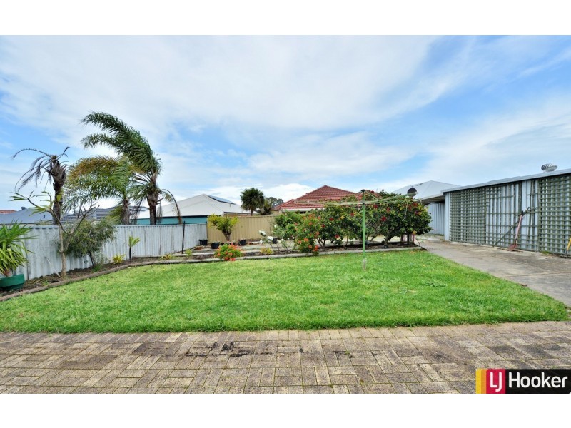 99 Murdoch Drive, Greenfields WA 6210