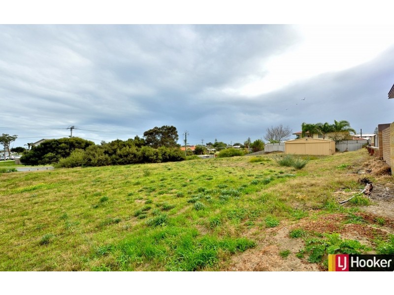 22 Orion Road, Silver Sands WA 6210