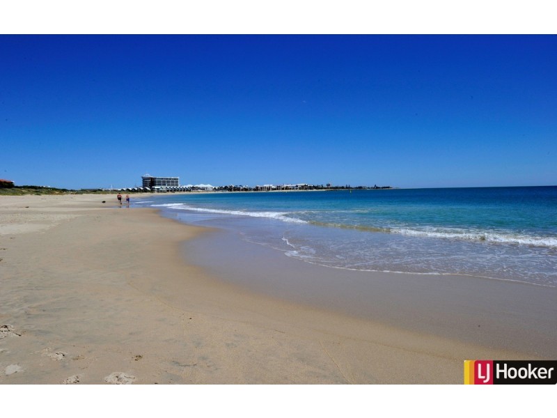 22 Orion Road, Silver Sands WA 6210