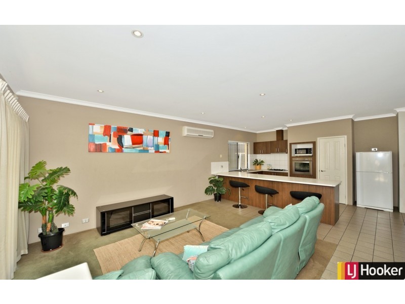 7/6 Valley Road, Halls Head WA 6210