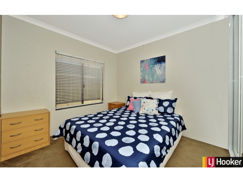 7/6 Valley Road, Halls Head WA 6210
