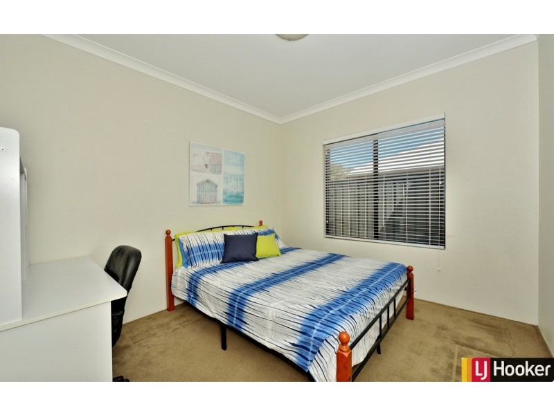 7/6 Valley Road, Halls Head WA 6210