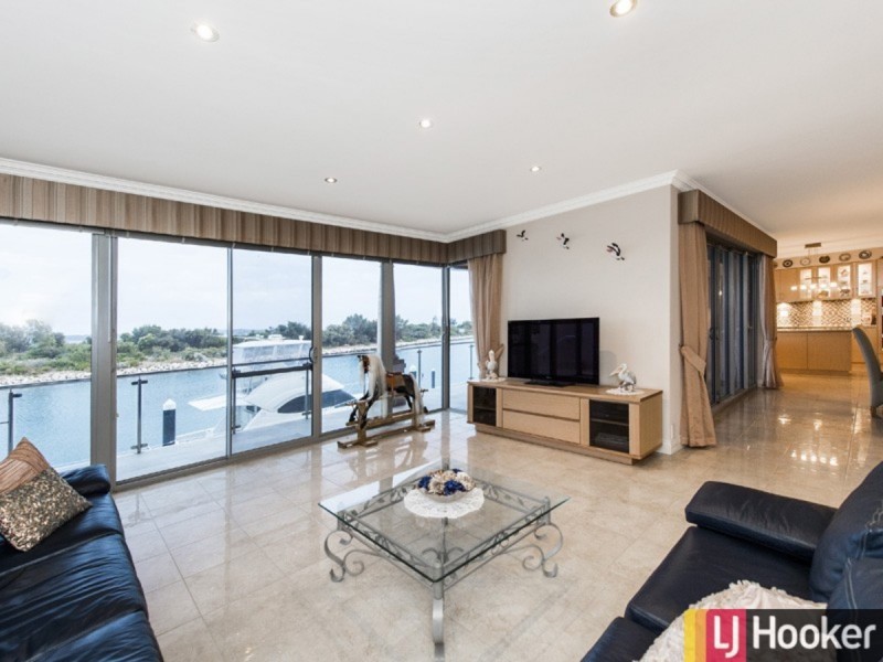 41 Avocet Island Quays, Wannanup WA 6210