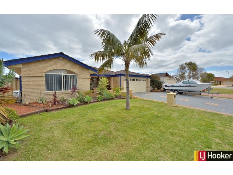 56 Montebourg Meander, Port Kennedy WA 6172