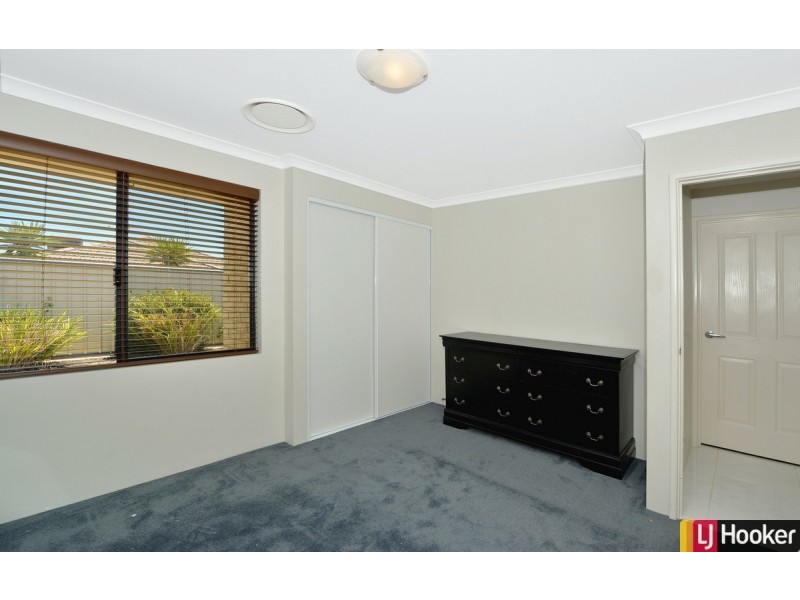 322 Pebble Beach Boulevard, Meadow Springs WA 6210