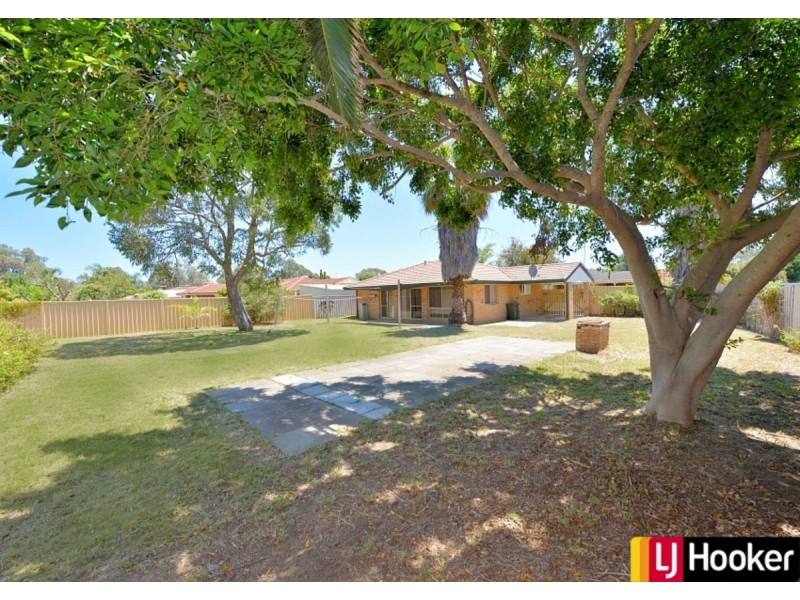 2 Penrith Street, Dudley Park WA 6210