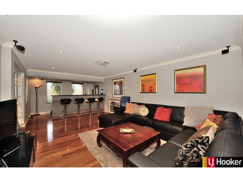 29 Sirrocco Drive, Erskine WA 6210