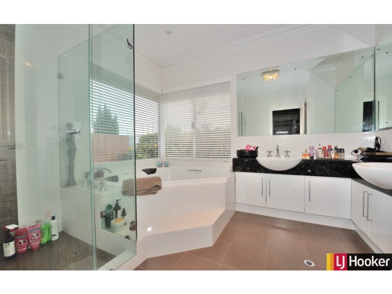 29 Sirrocco Drive, Erskine WA 6210