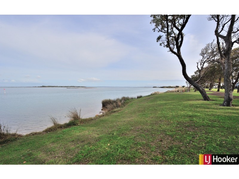 29 Sirrocco Drive, Erskine WA 6210