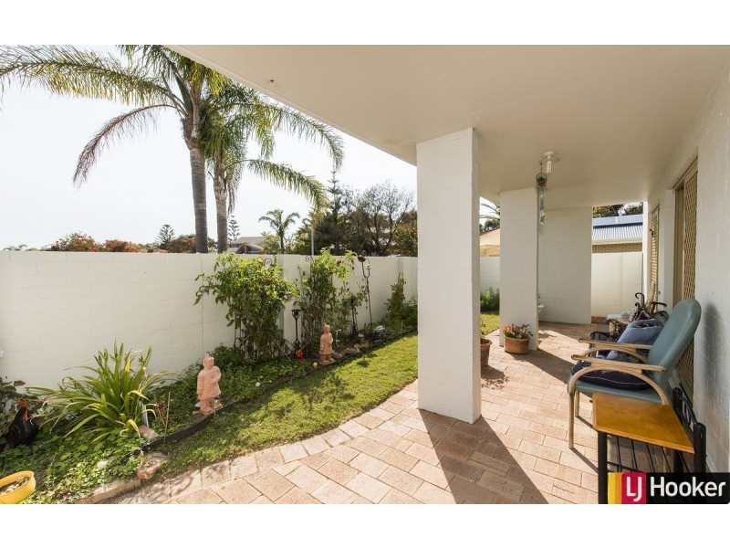 21 Seawind Drive, Silver Sands WA 6210