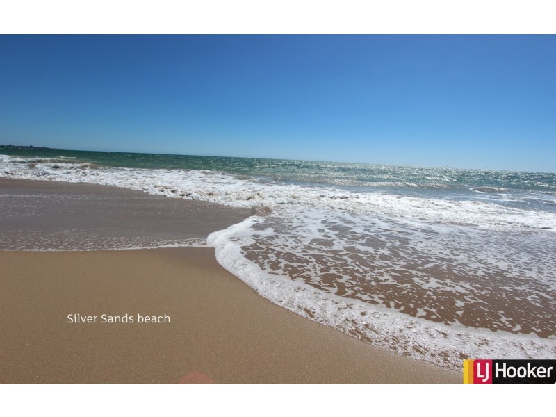 21 Seawind Drive, Silver Sands WA 6210