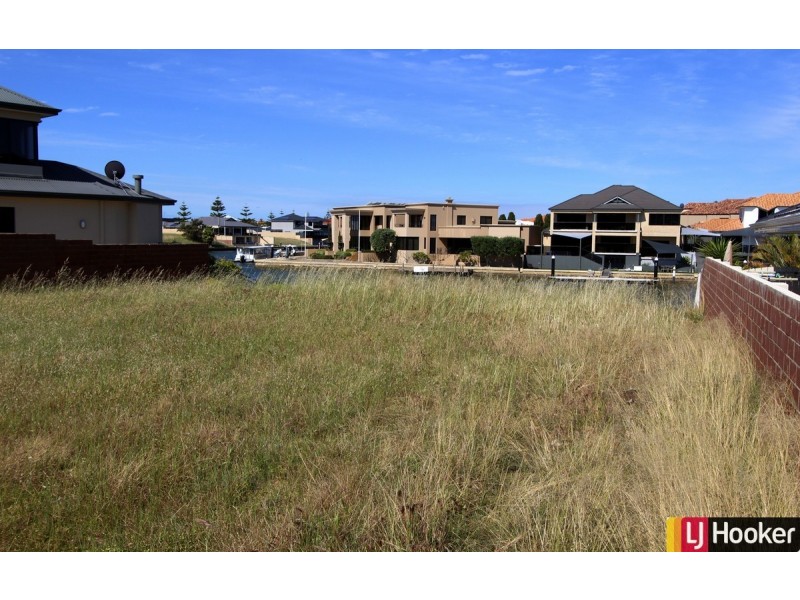 34 Santavea Mews, Halls Head WA 6210