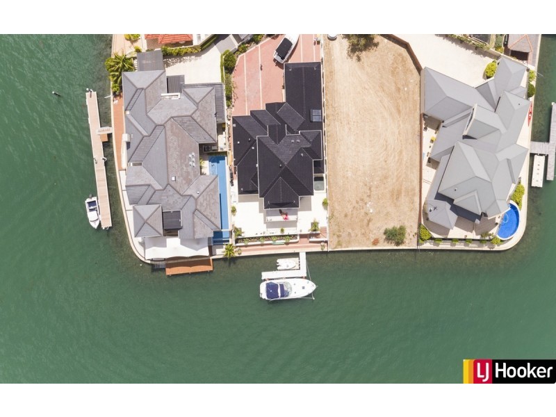 34 Santavea Mews, Halls Head WA 6210