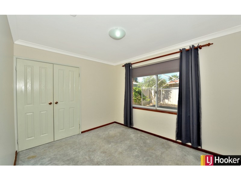 12 Monclair Court, Meadow Springs WA 6210