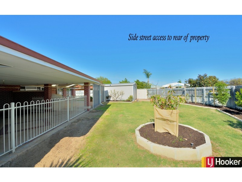 12 Monclair Court, Meadow Springs WA 6210