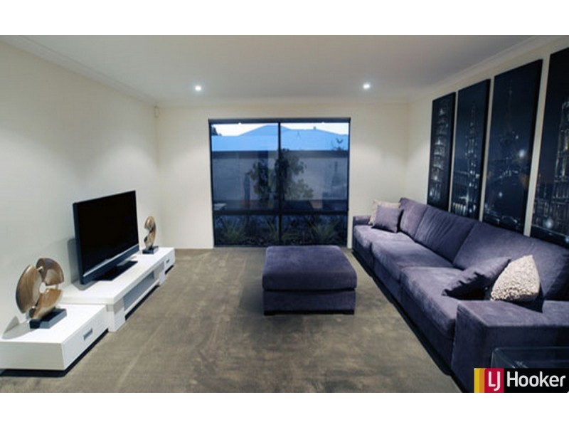 66 Sticks Boulevard, Erskine WA 6210