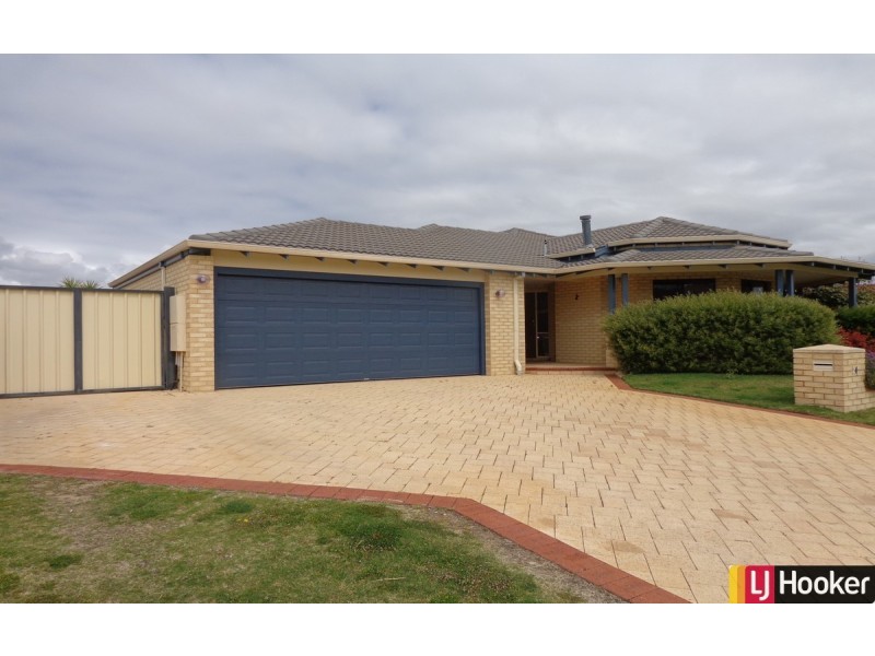 24 Montego Way, Halls Head WA 6210