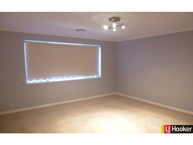 24 Montego Way, Halls Head WA 6210