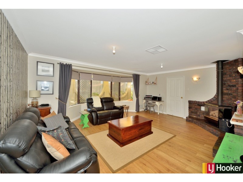 8 Penrith Street, Dudley Park WA 6210