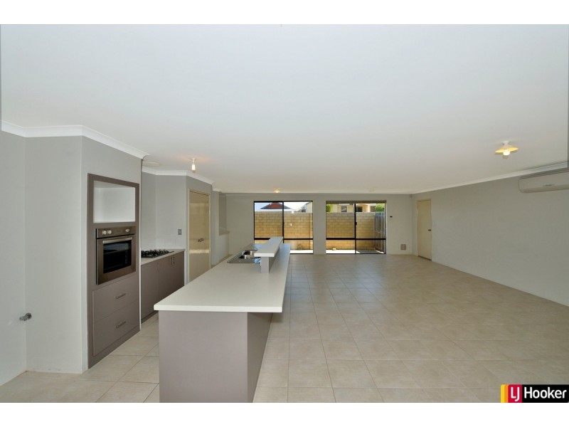 18 Asper Way, Halls Head WA 6210