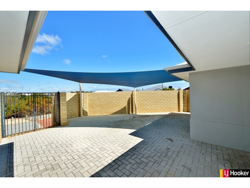 18 Asper Way, Halls Head WA 6210