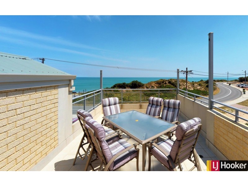 54 Halls Head Parade, Halls Head WA 6210