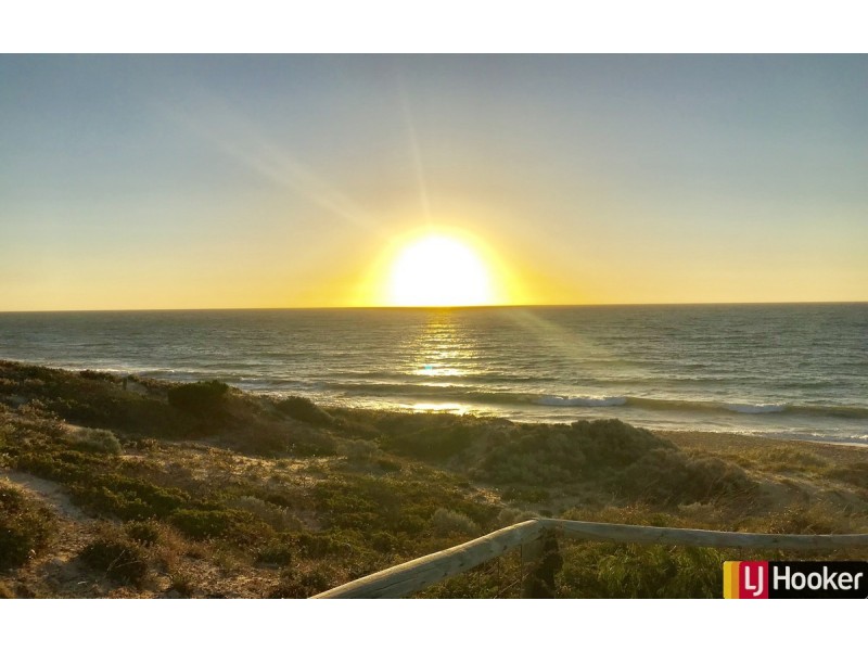 54 Halls Head Parade, Halls Head WA 6210