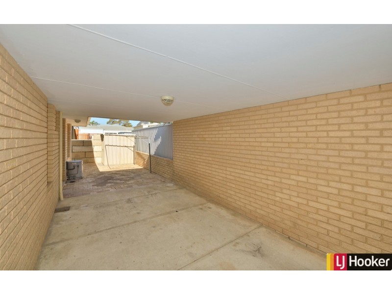 19A Valley Road, Halls Head WA 6210