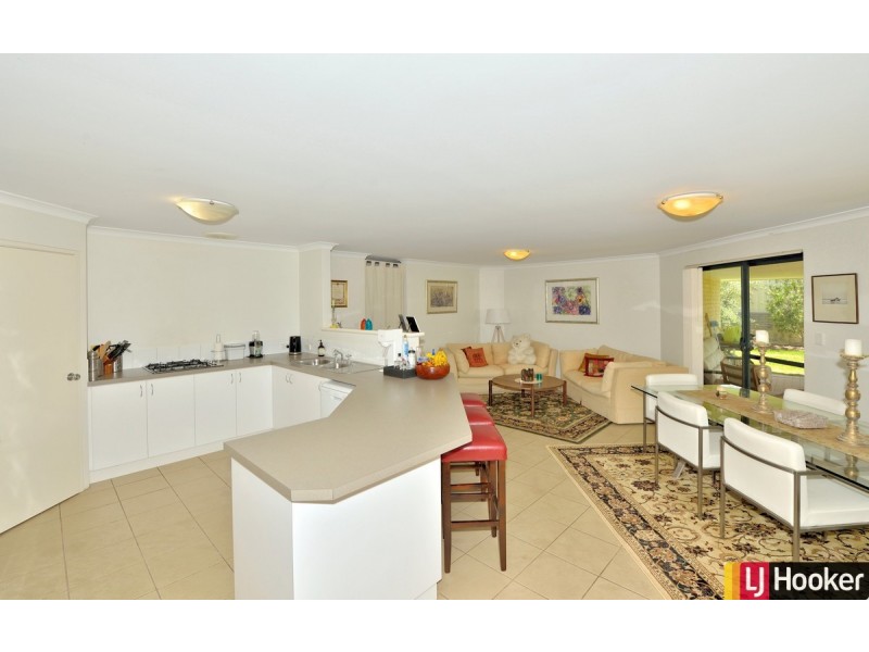 9 Argyle Fairway, Lakelands WA 6180