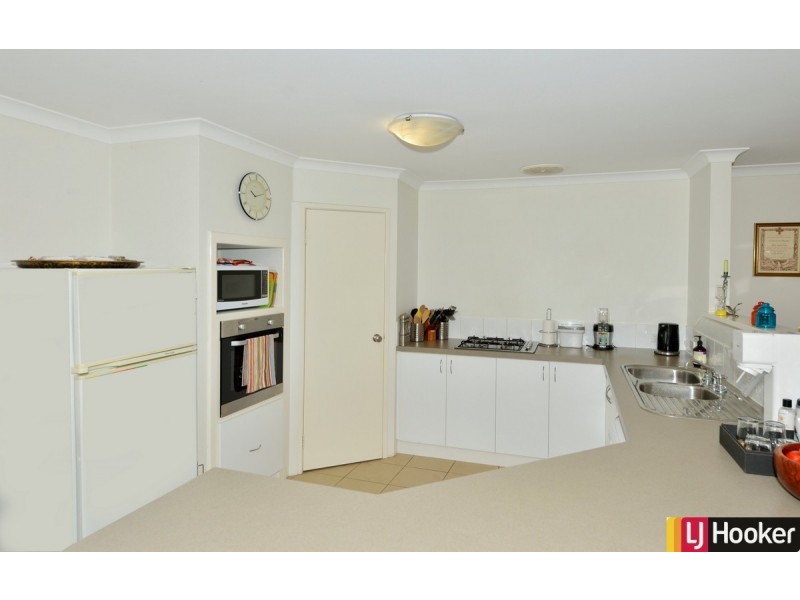 9 Argyle Fairway, Lakelands WA 6180