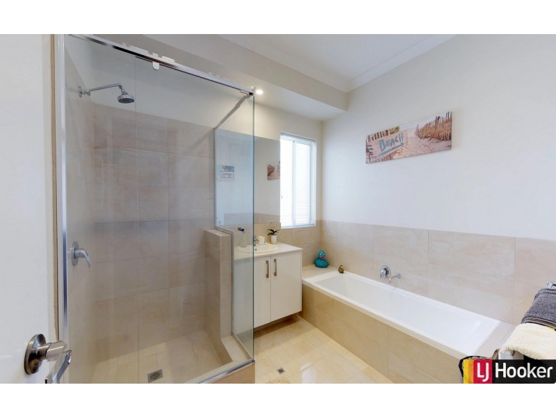 26 Hawley Way, Madora Bay WA 6210