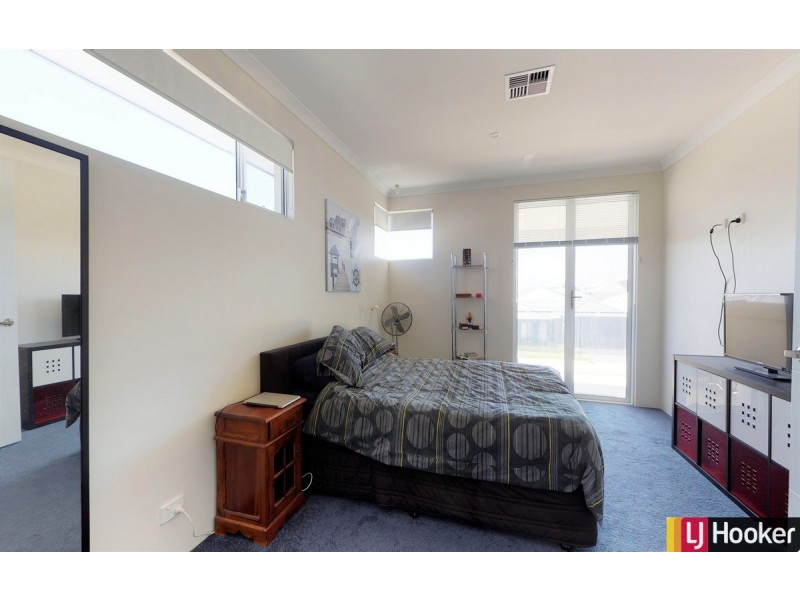 26 Hawley Way, Madora Bay WA 6210