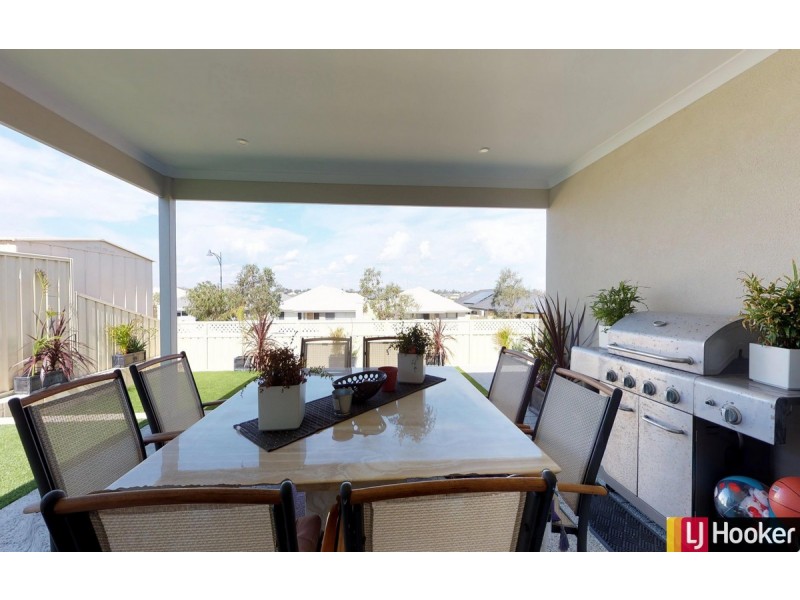 26 Hawley Way, Madora Bay WA 6210