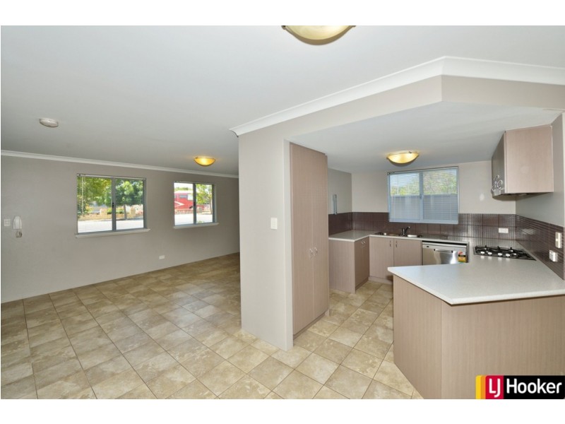 1/56 Randell Street, Mandurah WA 6210