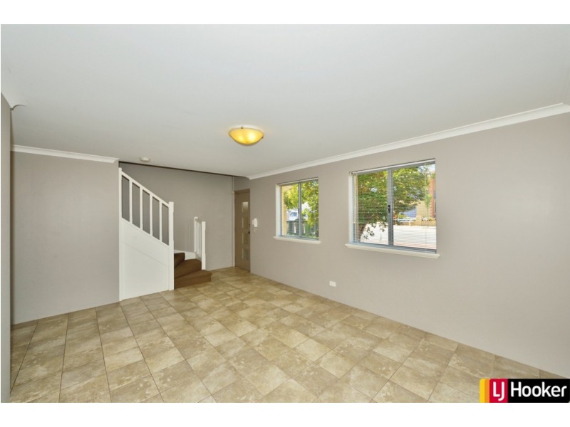 1/56 Randell Street, Mandurah WA 6210