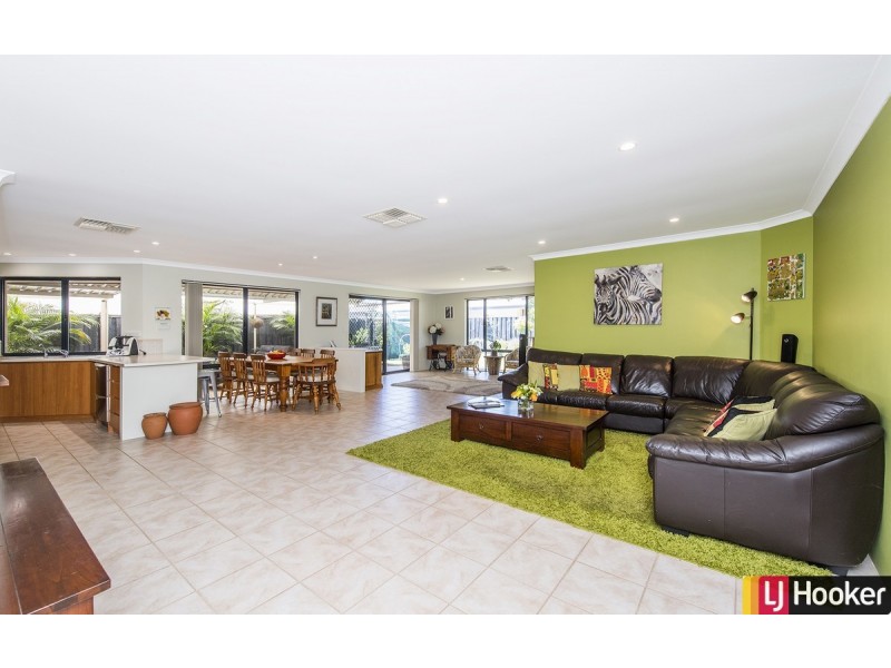 5 Aldenham Heights, Halls Head WA 6210