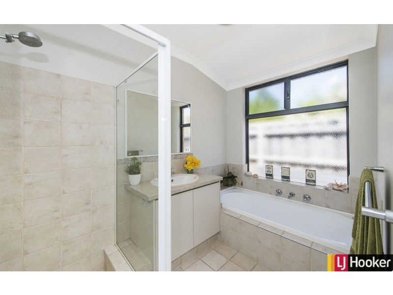 5 Aldenham Heights, Halls Head WA 6210
