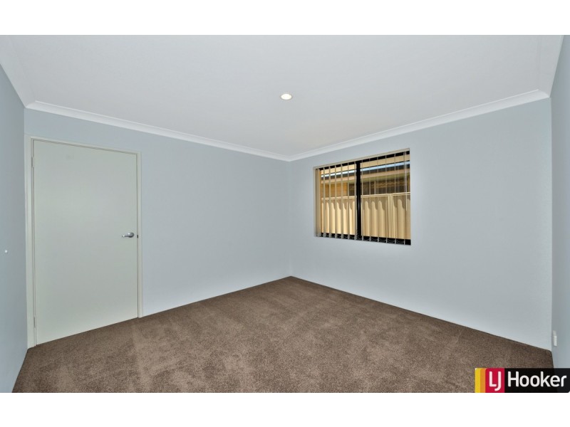 10 Kirra Road, Secret Harbour WA 6173