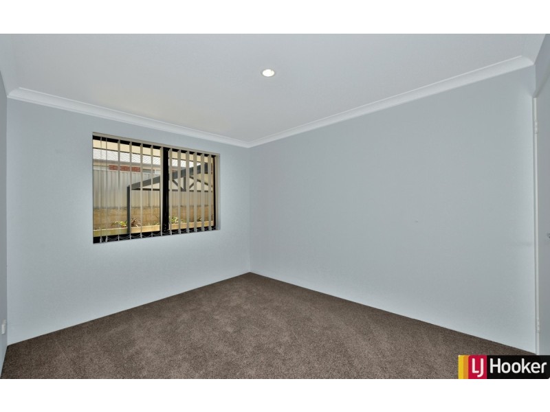 10 Kirra Road, Secret Harbour WA 6173