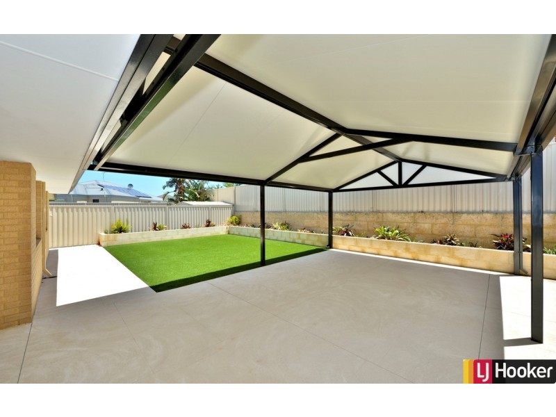 10 Kirra Road, Secret Harbour WA 6173