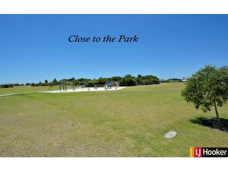 10 Kirra Road, Secret Harbour WA 6173