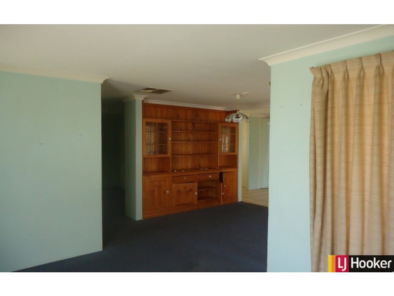 32 Mississippi Drive, Greenfields WA 6210