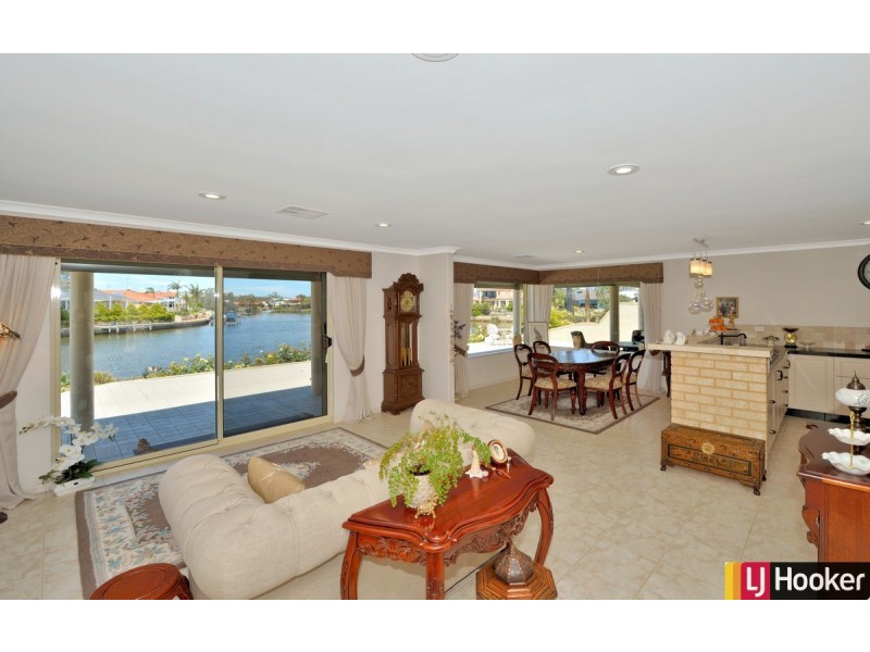 14 Robertson Grove, South Yunderup WA 6208