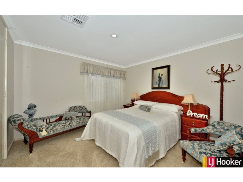 14 Robertson Grove, South Yunderup WA 6208