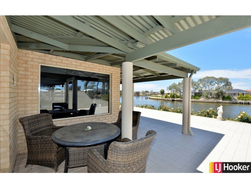 14 Robertson Grove, South Yunderup WA 6208