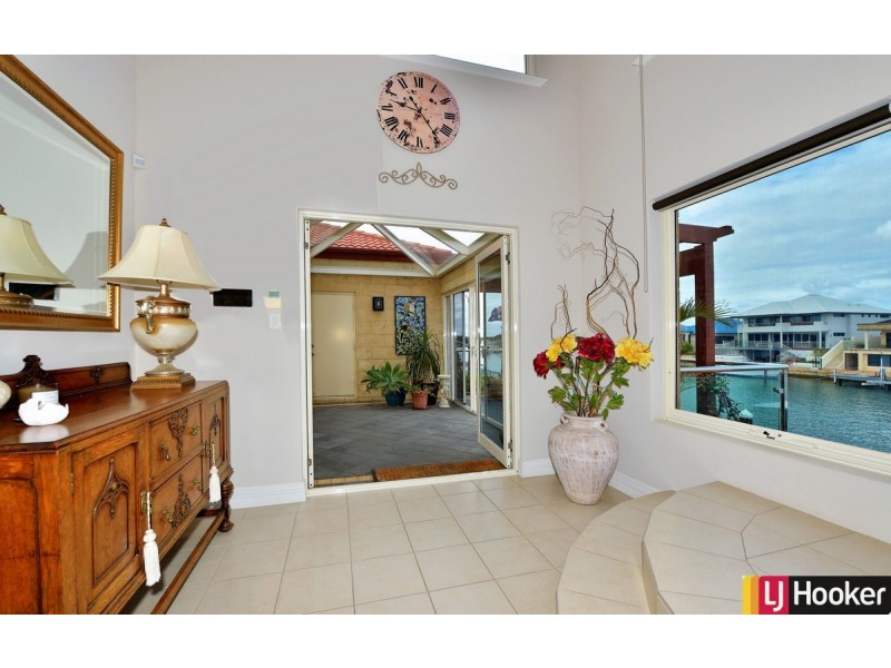 43 Sandpiper Island Retreat, Wannanup WA 6210