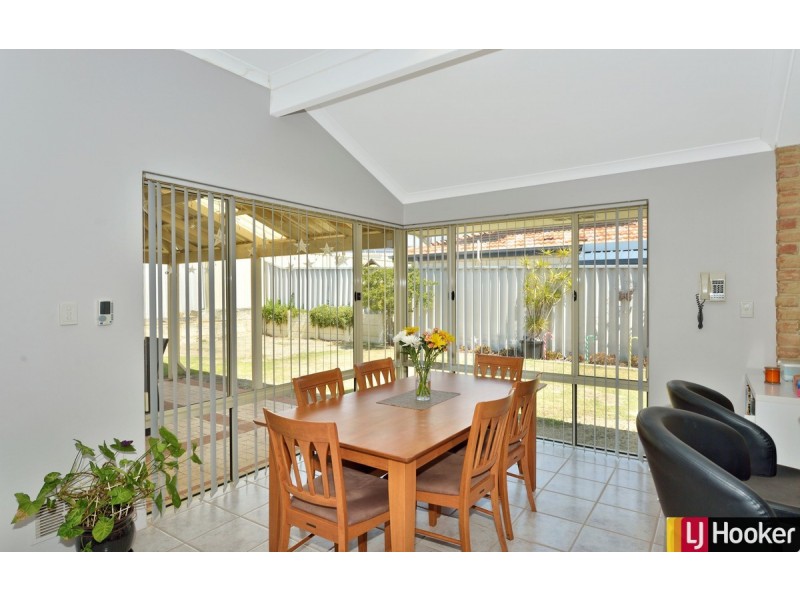 17 Sao Jorge Green, Secret Harbour WA 6173