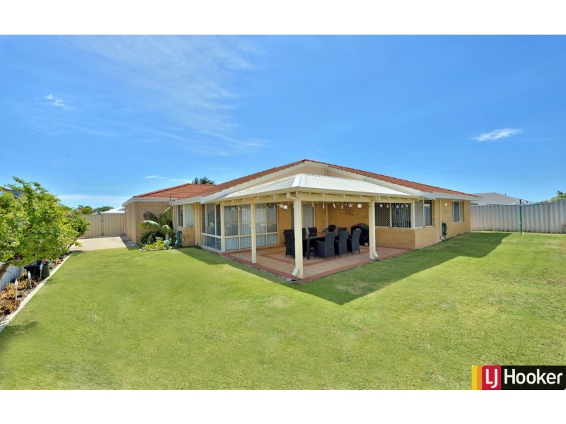 17 Sao Jorge Green, Secret Harbour WA 6173